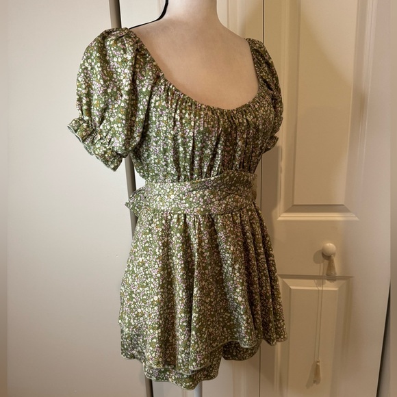 NWT Altar’d State Haisley Double Layered Romper - Picture 3 of 8